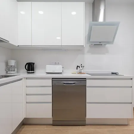 Workfriendly 2br 5 Min Walk To - Wifi * 라스팔마스