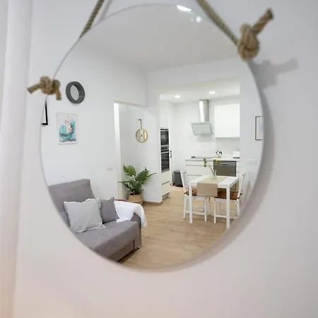 Workfriendly 2br 5 Min Walk To - Wifi 아파트 *
