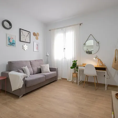 Workfriendly 2br 5 Min Walk To - Wifi * 라스팔마스